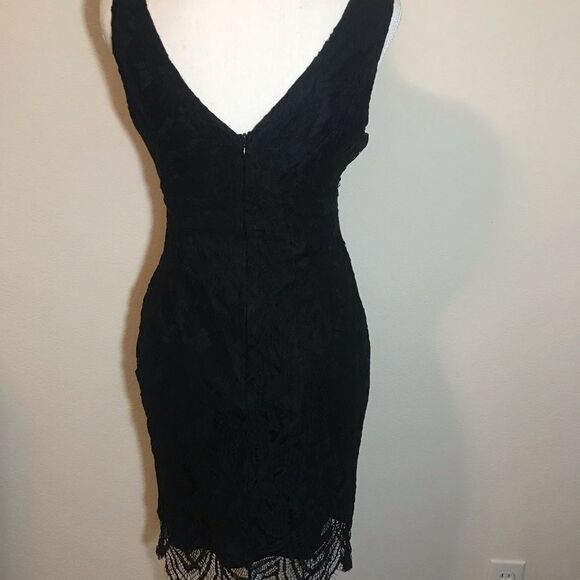 G by guess black fitted lace dress - Picture 4 of 6